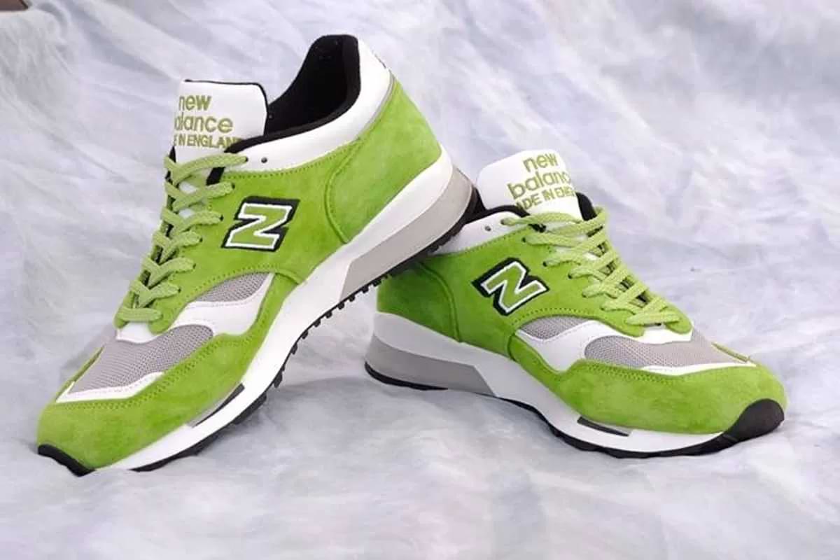 Sepatu merek New Balance