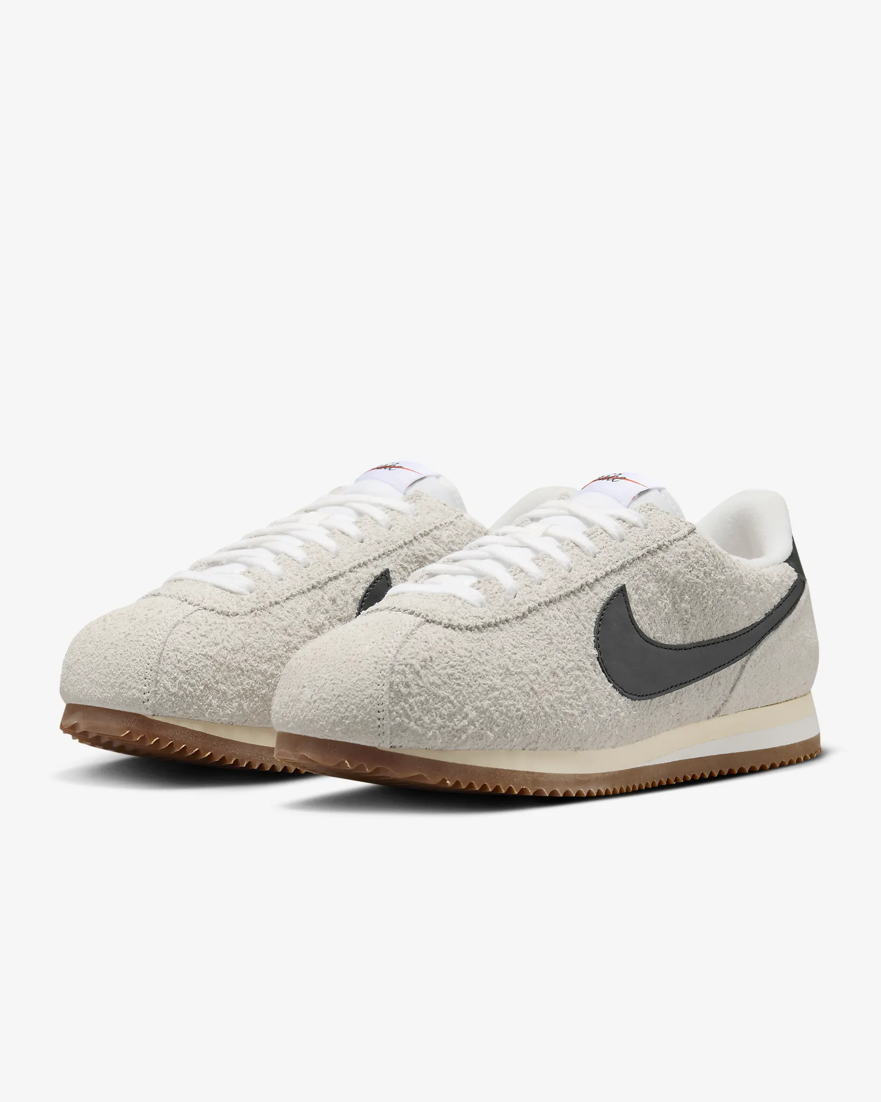 Nike Cortez Vintage Suede: Klasik yang Tak Lekang oleh Waktu dengan Sentuhan Modern