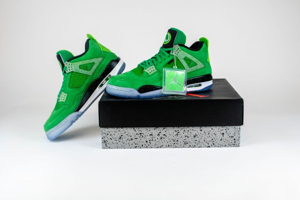 Nike Air Jordan 4 ‘Wahlburgers’