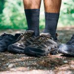 rekomendasi sepatu untuk hiking
