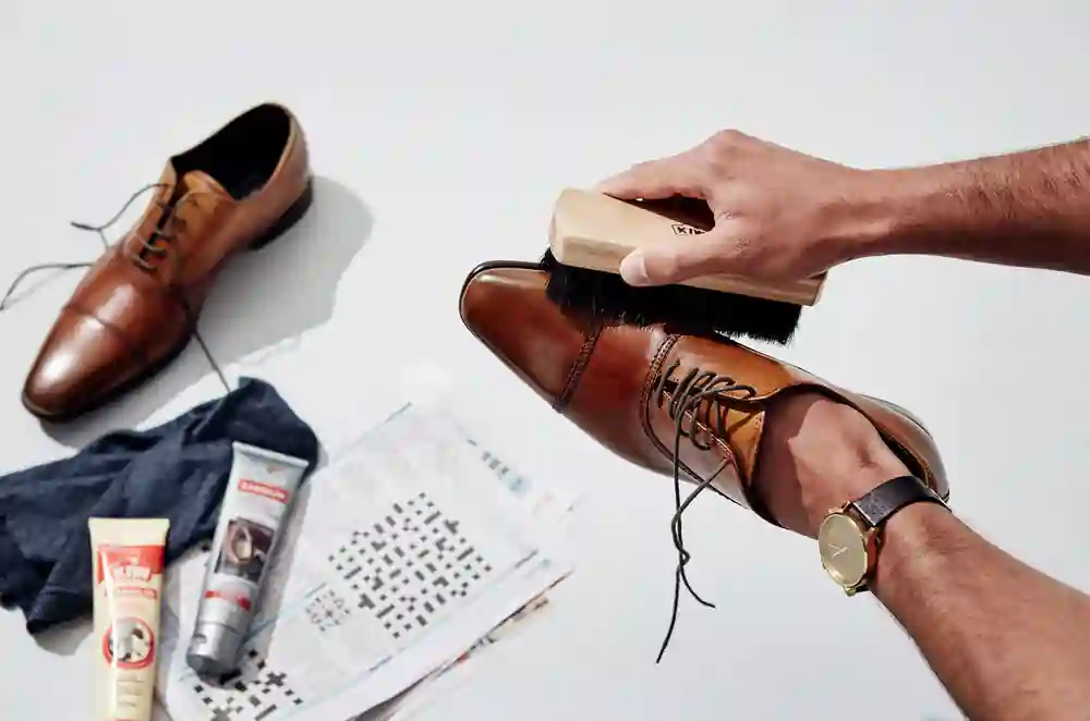 Cara Merawat Sepatu Kulit agar Tetap Awet