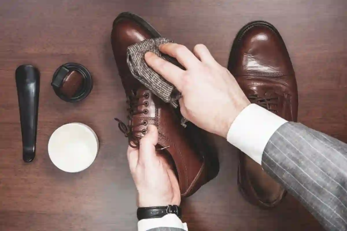 Cara Merawat Sepatu Kulit agar Tetap Awet