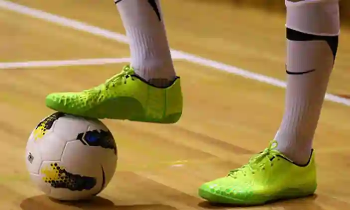 Sepatu_Futsal