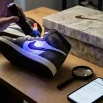 Cara Cek Beda Sepatu Ori dan KW Edisi Kolaborasi Mahal