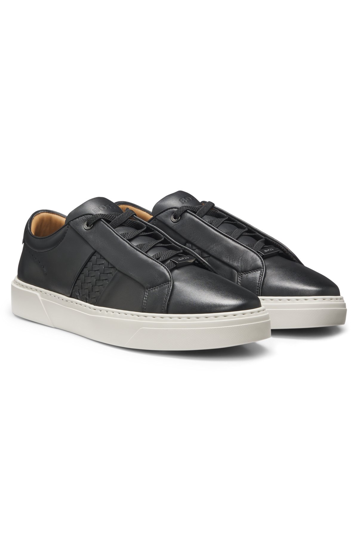 Eksplorasi Kemewahan Minimalis Hugo Boss Tenn Woven Detail Gary Sneakers Black