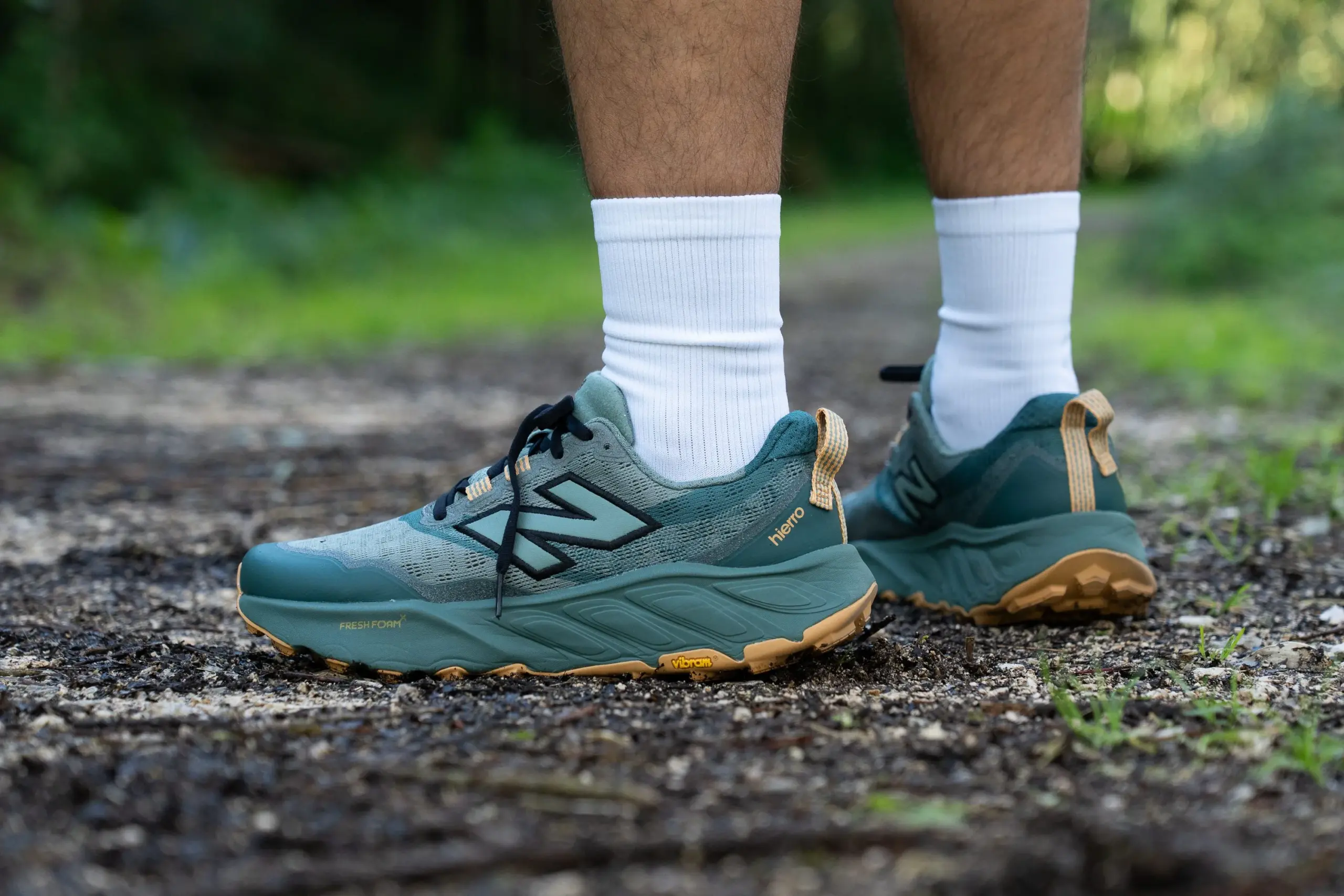 Menaklukkan Medan Berat dengan Kenyamanan Maksimal: Review Komprehensif New Balance Fresh Foam X Hierro v9